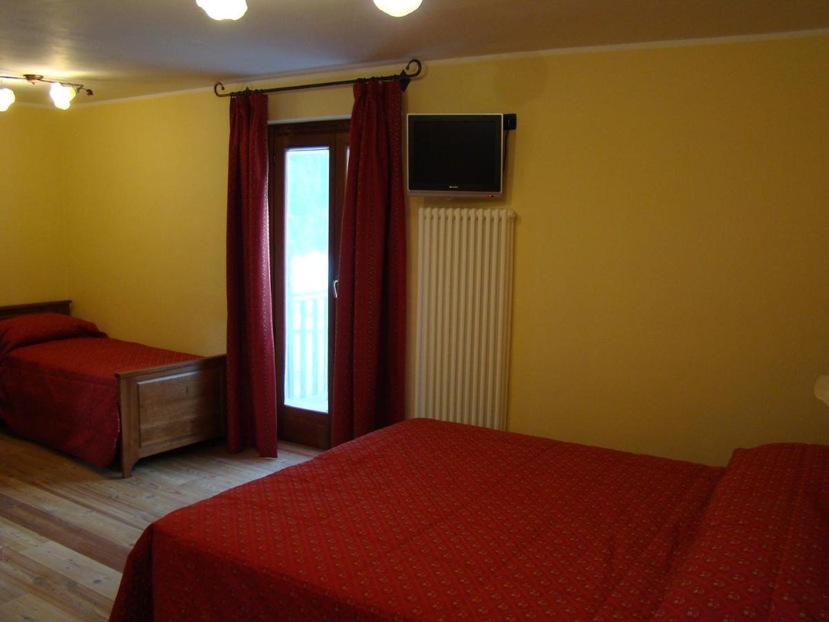 Hotel Le Petit Abri Champoluc Cameră foto
