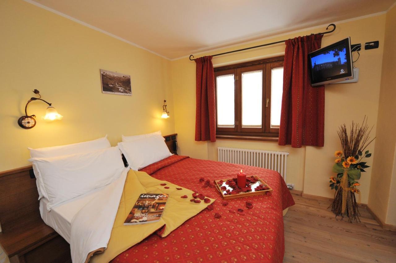 Hotel Le Petit Abri Champoluc Cameră foto